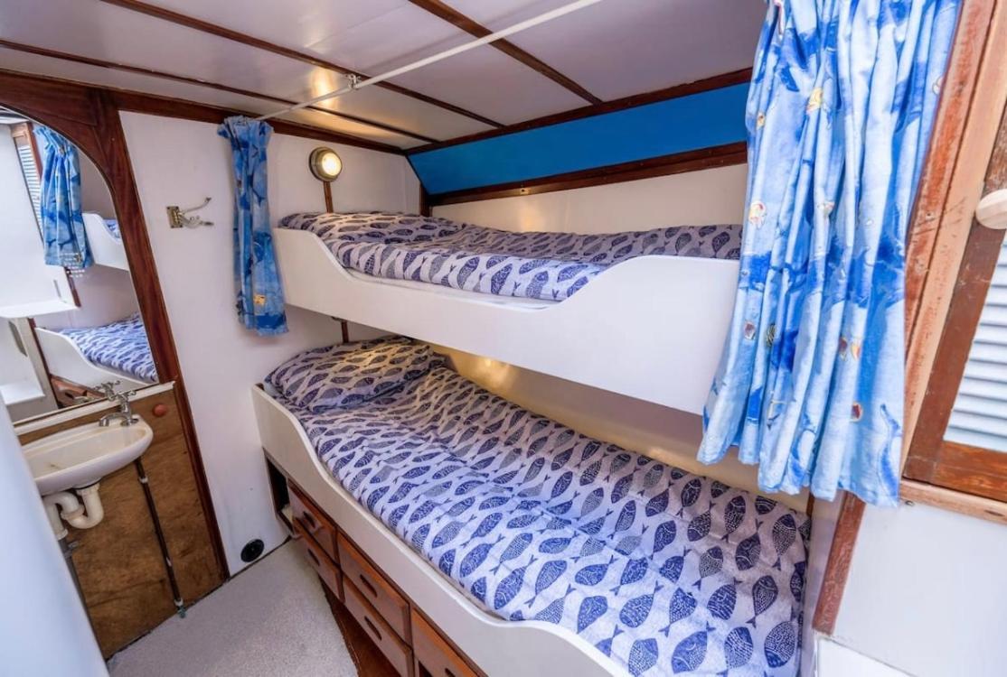 Hotel Stunning Yacht Sea Lion in Charlestown Harbour, Cornwall Exterior foto