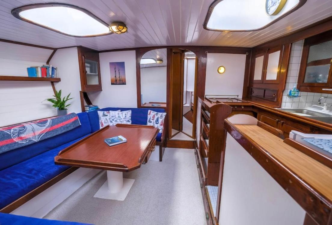Hotel Stunning Yacht Sea Lion in Charlestown Harbour, Cornwall Exterior foto