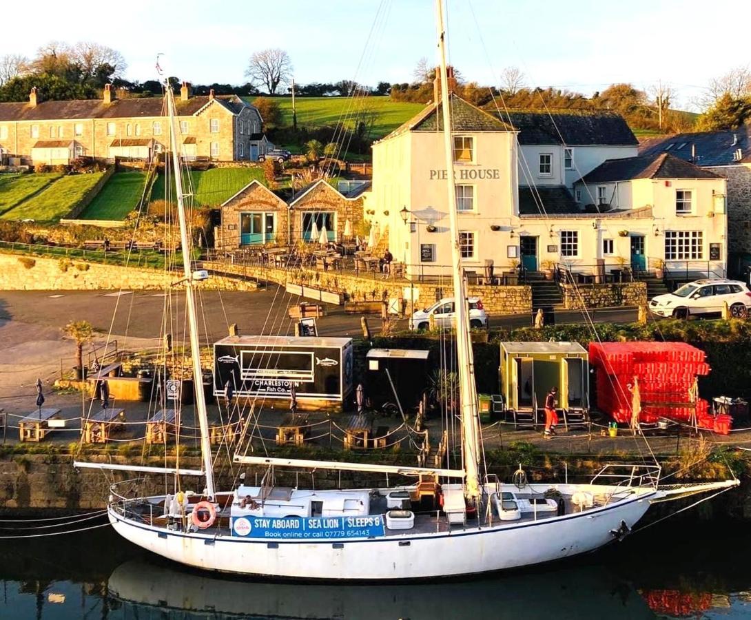 Hotel Stunning Yacht Sea Lion in Charlestown Harbour, Cornwall Exterior foto